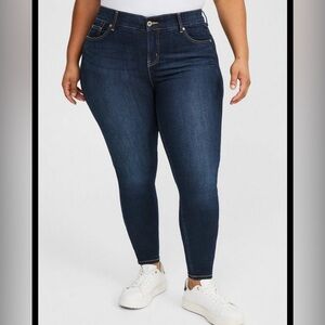 Torrid Jeans Plus Size 24R Bombshell Skinny High Rise Premium Stretch Dark Wash